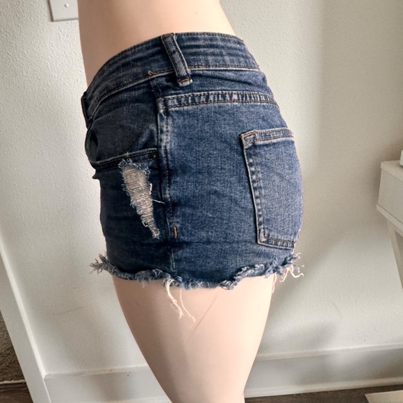 H%M Jean shorts - Picture 3 of 8